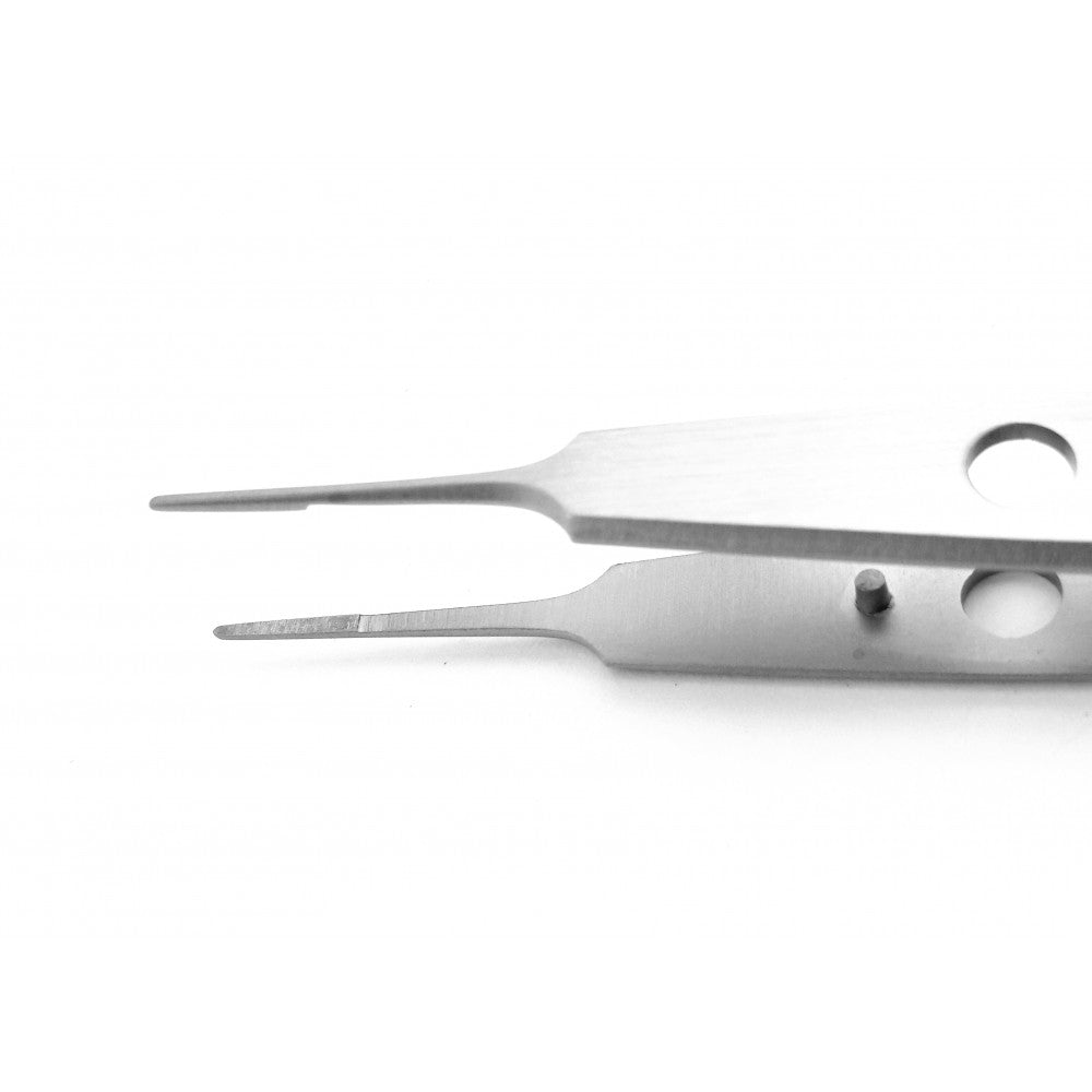 Roberts McPherson Forceps – Straight, Serrated, 10.5 cm